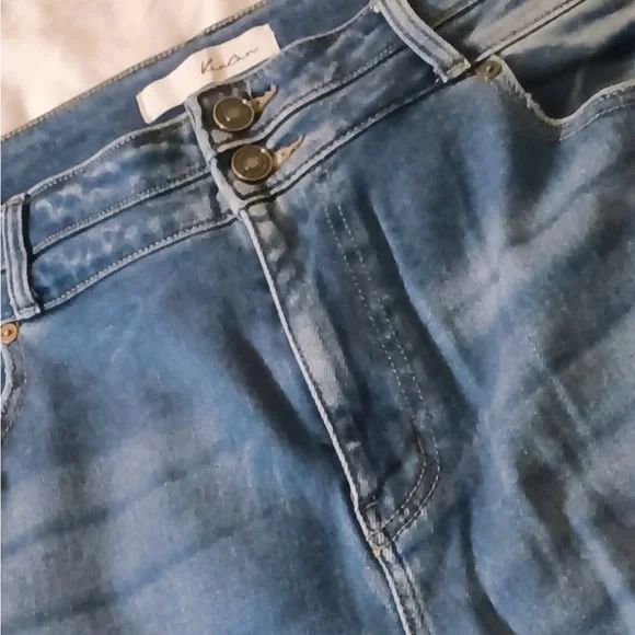 Women’s straight leg KANCAN jeans - size 18 - distressed jeans - Picture 3 of 5
